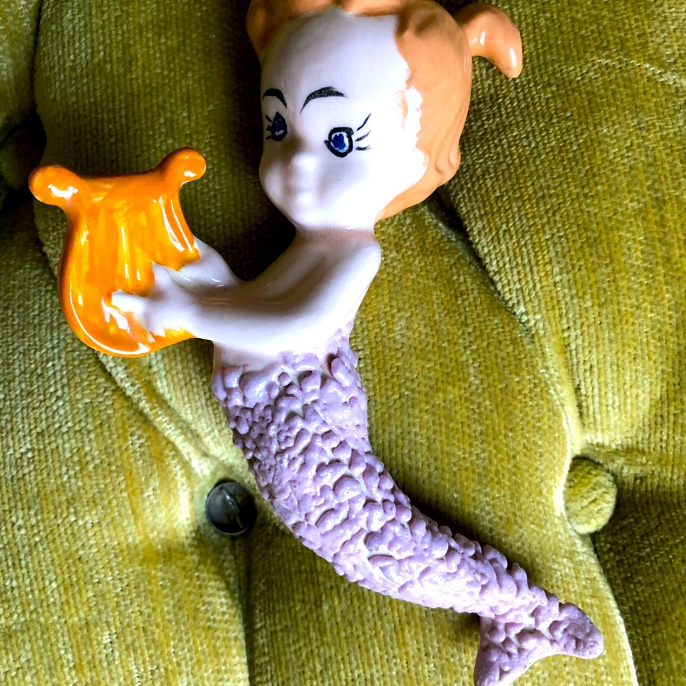 Baby mermaid! Oh is she to adorable or what?